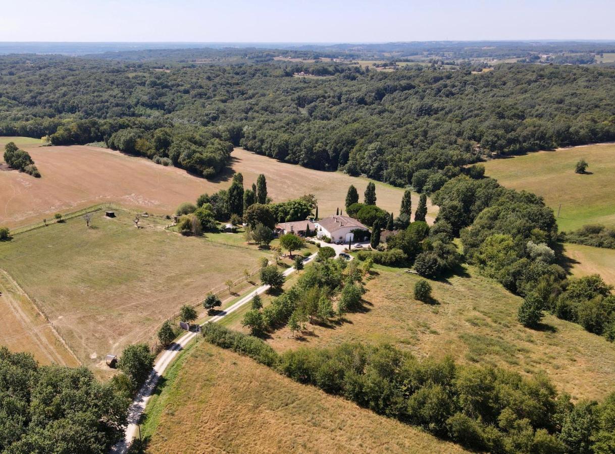 Les Tamaris Castelnau-sur-Gupie Exterior foto